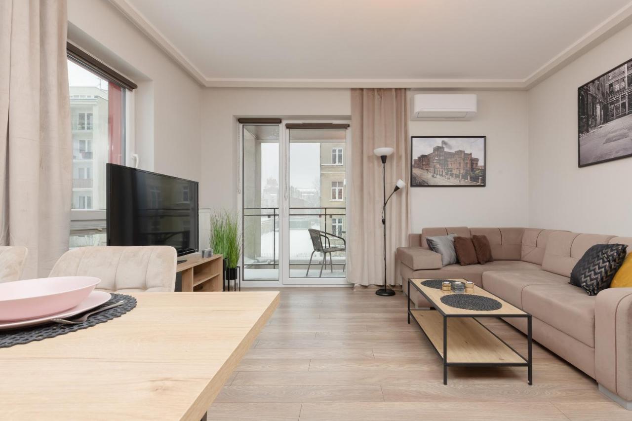 Modern One Bedroom Apartment With Parking In Lodz By Renters Prestige Ngoại thất bức ảnh