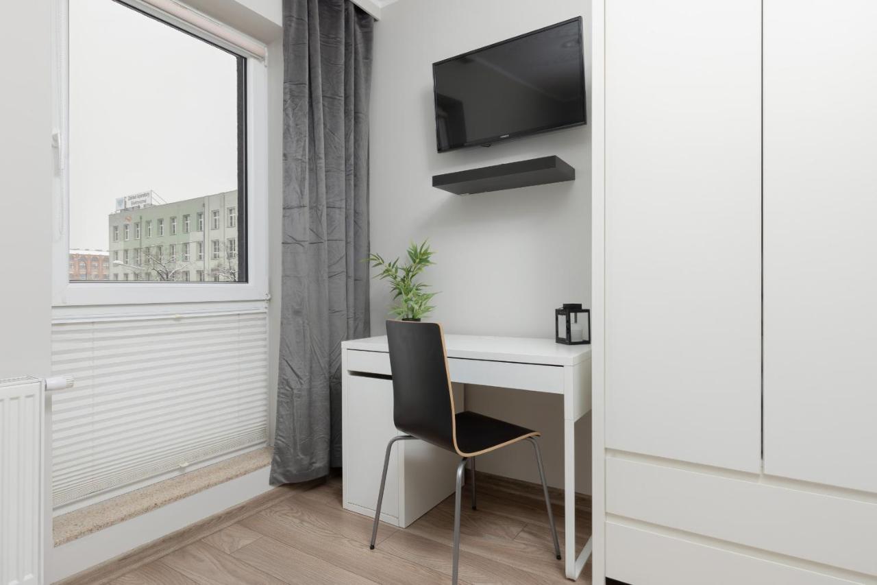 Modern One Bedroom Apartment With Parking In Lodz By Renters Prestige Ngoại thất bức ảnh